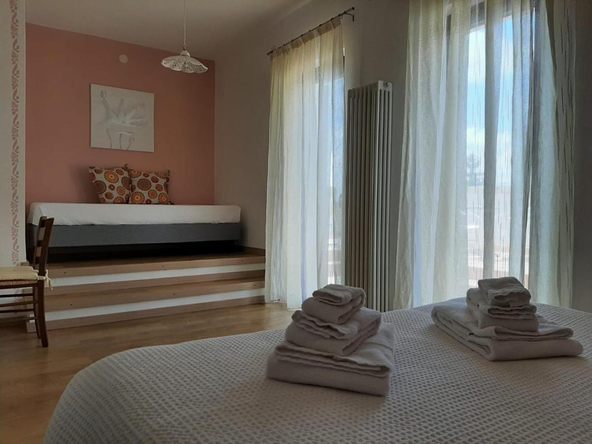 Bed and Breakfast La Quercia San Mauro di Saline Exterior foto